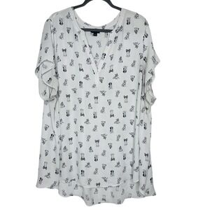 Torrid Womens Harper Popover Blouse Simple Pups Dogs Sz 4X V Neck Casual‎ Office